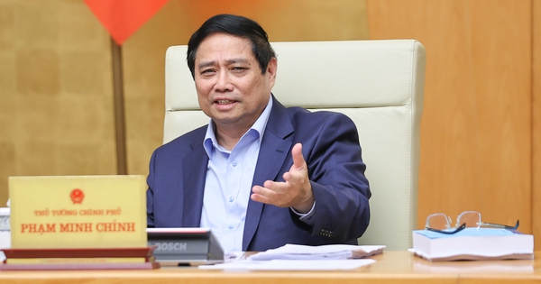 Thủ tướng: Tháo gỡ bằng hết những khó khăn, vướng mắc về thể chế
