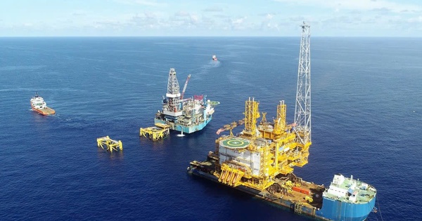 Hai quỹ thành viên của VinaCapital đăng ký mua 1,5 triệu cổ phiếu PVS