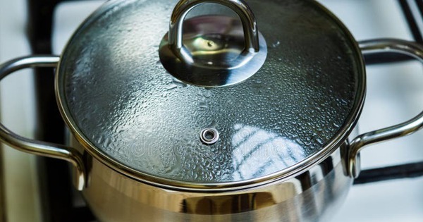 "Bí mật" ít người biết về chiếc lỗ nhỏ trên nắp nồi inox, nghe xong mới thấy IQ nhà sản xuất "ở cái tầm"!