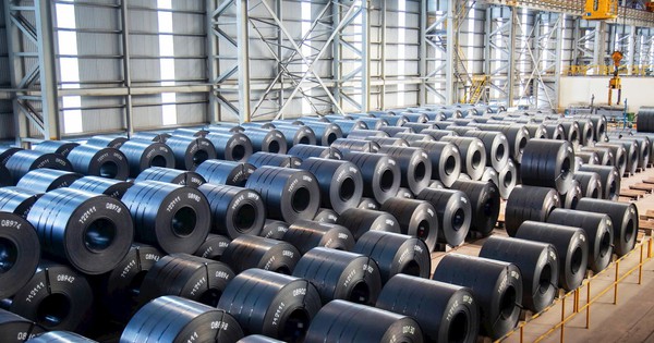 Cổ phiếu tăng gần 20% từ đáy, Hòa Phát công bố lượng tiêu thụ thép quý 1 tăng 29% lên 2,38 triệu tấn