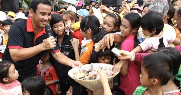 Bị Tập đoàn Hoa Sen "nhắc tên", MC Quyền Linh lên tiếng