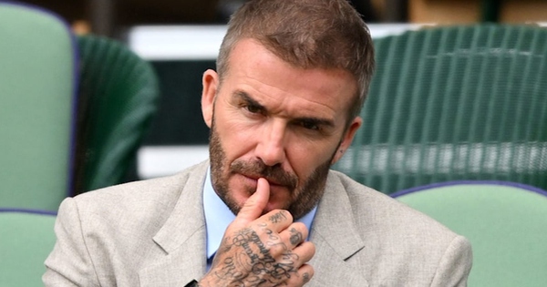 Quy định nghiêm khắc của David Beckham: Cả nhà đang ăn, các con bị cấm nhìn vào một thứ