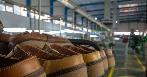 Mỹ vừa 'chốt đơn' gần 2 tỷ USD cho một mặt hàng của Việt Nam: Nước ta là á quân xuất khẩu của thế giới, hơn 150 quốc gia đặt gạch mua hàng