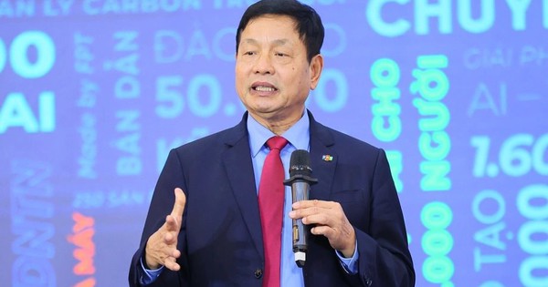 Cổ phiếu FPT bất ngờ giảm sàn, FPT Telecom ngược dòng tăng mạnh