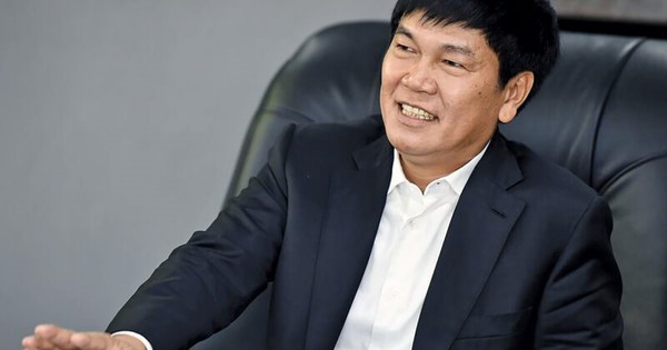 Tỷ phú Trần Đình Long: Hòa Phát tự tin đủ năng lực sản xuất thép đường ray, thép làm trục bánh xe tàu hỏa, tàu cao tốc theo đặt hàng của Chính phủ