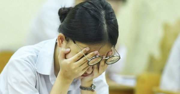 Vật vã ôn luyện để con đỗ lớp 10 công lập, sau 4 tháng, bà mẹ Hà Nội hối hận khôn nguôi: May mà kịp nhận ra
