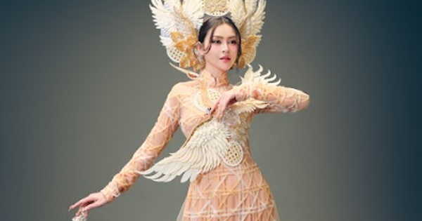 Hoa hậu Lý Kim Thảo hoá “mẹ cò” trong tà áo dài làm từ 200m vải, kết cườm hết 1 tháng, thao tác trong 300 giờ
