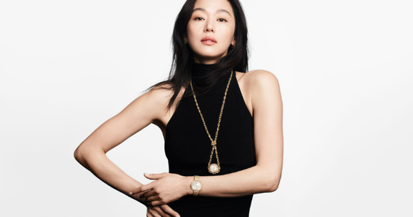 “Mợ chảnh” Jun Ji Hyun trở thành Đại sứ Toàn cầu của thương hiệu đồng hồ và nữ trang cao cấp Thụy Sĩ
