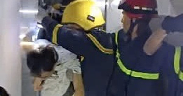 TP HCM: Điều động 19 cảnh sát để giải cứu vụ kẹt thang máy ở quận 10