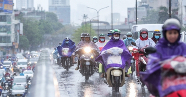 Miền Bắc đón không khí lạnh sau đợt nắng nóng gần 40°C, trời chuyển mưa dông