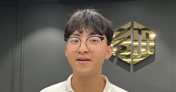 Nam sinh trốn ngủ qua đêm ở trường để làm robot giành học bổng Mỹ danh giá