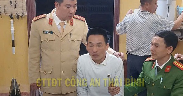 Bắt tài xế Hoàng Văn Thường và khám xét xe ô tô