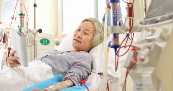 Được yêu cầu chuyển khoản riêng 130 triệu đồng để "lọc máu, trường sinh" cho mẹ, người phụ nữ sinh nghi, bệnh viện thông báo: Anh ta không phải người của viện