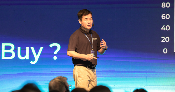 CEO Viettel IDC: Việt Nam sẽ đứng ngoài cuộc chơi AI nếu còn đầu tư công nghệ theo tư duy 5-10 năm, trong khi AI thay đổi toàn bộ cuộc chơi chỉ sau 6 tháng