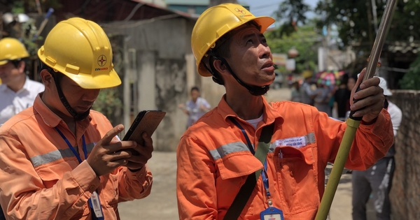 Bộ trưởng Bộ Công Thương chịu trách nhiệm trước Chính phủ về cung ứng điện