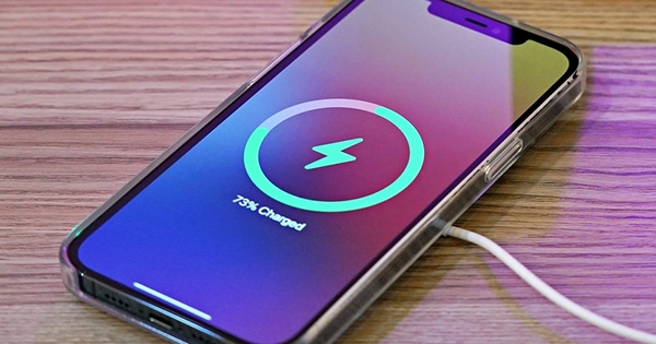 Sạc điện thoại đến 100% có giúp kéo dài tuổi thọ pin không?