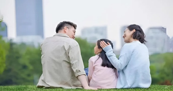 Doanh nhân 58 tuổi thực hiện 50 lần chuyển khoản 6 tỷ đồng cho con gái suốt 11 năm, lần thứ 51 bất ngờ báo cảnh sát