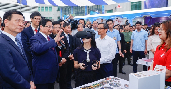 Thủ tướng: Khoa học công nghệ, đổi mới sáng tạo, chuyển đổi số không có giới hạn, biên giới, không phân biệt tuổi tác, giới tính, tôn giáo