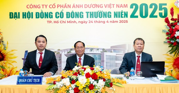 ĐHCĐ Vinasun: Đặt kế hoạch lãi 2025 giảm 36%, lãnh đạo trăn trở về "sức ép" đối thủ Grab huy động 12 tỷ USD, XanhSM nâng vốn lên 18.000 tỷ