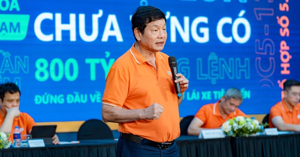 Chủ tịch FPT Trương Gia Bình, CEO BKAV Nguyễn Tử Quảng và Chủ tịch CMC Nguyễn Trung Chính là ủy viên Hội đồng Tư vấn chính sách của Thủ tướng