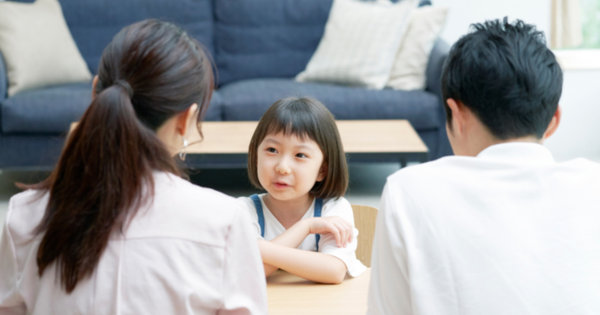 Chỉ cần cha mẹ làm được 4 điều này thì không bao giờ phải "rát cổ bỏng họng" quát con: Trái lại, con ngoan ngoãn và tự giác
