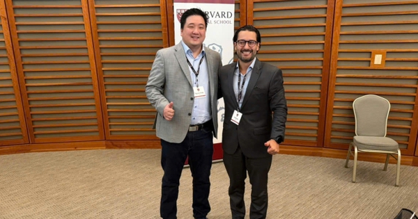 Bác sĩ Trần Nguyên Giáp theo học chương trình lãnh đạo phẫu thuật tại Harvard
