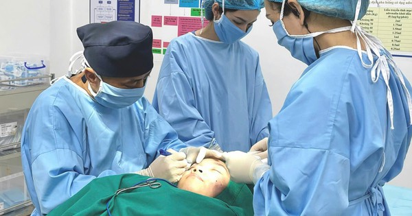 Nhiều ca tai biến sau thẩm mỹ mắt, bác sĩ chỉ 5 lưu ý giúp chị em tránh "tiền mất, tật mang"