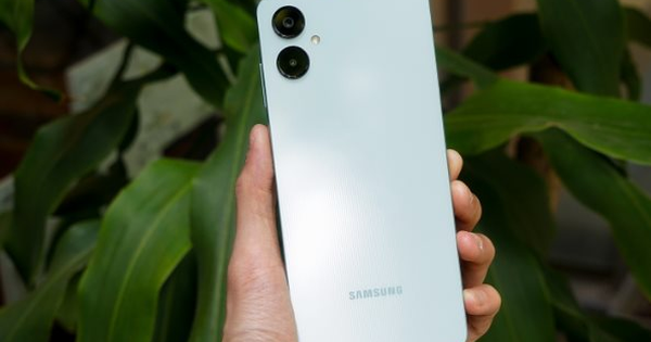 4 mẫu smartphone "hút hồn" trong tầm giá dưới 5 triệu: Vừa lên kệ tháng 4, trang bị không thiếu thứ gì