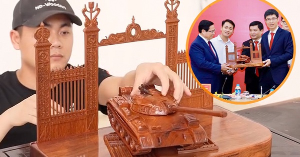 ‘Ông bố thợ mộc’ làm mô hình xe tăng gỗ tặng Thủ tướng mừng 30/4: ‘Dùng AI thiết kế, tăng công suất làm gói gọn mất 1 tuần’