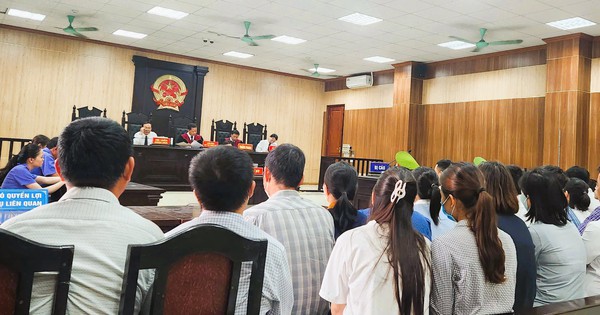 44 bị cáo hầu tòa trong vụ đưa, nhận hối lộ lớn nhất ở Thanh Hóa