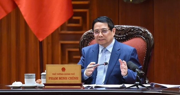 Thủ tướng: Khẩn trương đàm phán ký thỏa thuận mua bán khí Methanol trị giá 6 tỷ USD, tăng nhập khẩu nhiều mặt hàng, đề nghị Hoa Kỳ có giải pháp thuế đối ứng bằng 0...