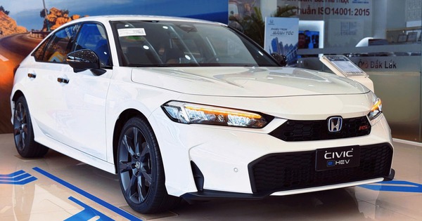 Ô tô Honda đồng loạt giảm giá đậm trong tháng 4: Cao nhất 250 triệu đồng, kèm nhiều quà tặng