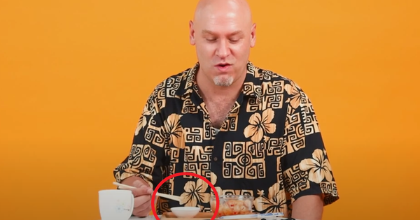 Bất ngờ trước phản ứng của khách Tây khi nếm thử mắm tôm của Việt Nam: Hóa ra nó không như tôi nghĩ!