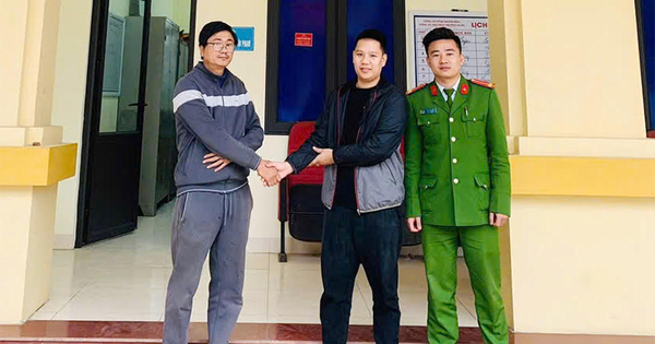 Tài khoản được chuyển 100 triệu có nội dung "nộp tiền ...": Người đàn ông ở Thanh Hóa liền đến công an để trình báo