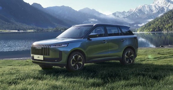 'Tân binh' SUV điện của thương hiệu Nguyễn Xuân Son làm đại sứ hứa hẹn về Việt Nam: ngoại hình như Range Rover, chạy hơn 400 km một lần sạc