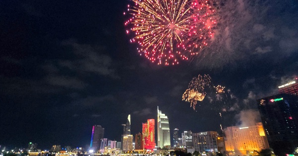 Tối 30-4, TPHCM cấm hơn 20 tuyến đường trung tâm