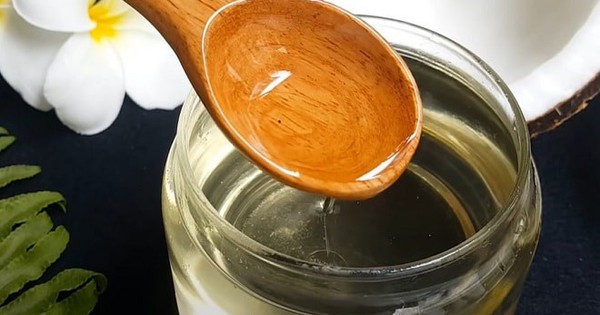 Người Việt có 1 loại dầu có tác dụng chống rụng tóc, kích thích mọc tóc con, lại rất tốt cho tim mạch