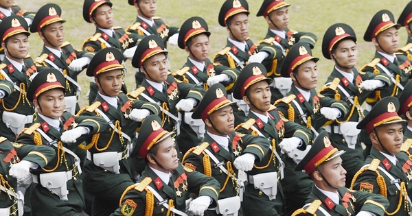 Bộ Quốc phòng quy định tiêu chí xét thưởng, mức tiền thưởng đột xuất