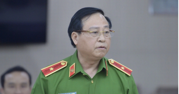 Tướng công an nói về lùm xùm từ thiện của TikToker Phạm Thoại và ‘mẹ bé Bắp’