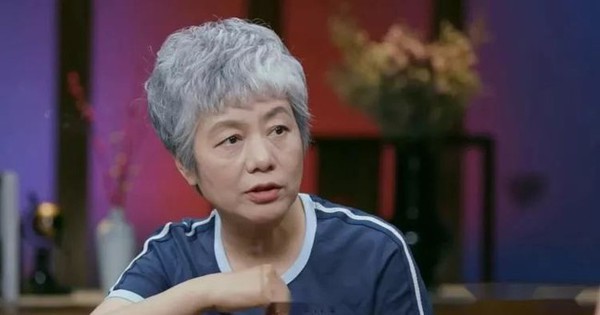 Đứng trước nghìn người, giáo sư nổi tiếng nói thẳng: Nếu cha mẹ cau mày nhìn con hôm nay, tương lai sẽ nhận giá đắt