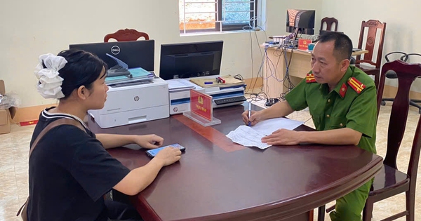 Hai người phụ nữ Thanh Hoá đến trình báo, công an xác nhận việc chuyển khoản nhầm là có thật, liền hỗ trợ thu hồi tổng cộng 41 triệu đồng
