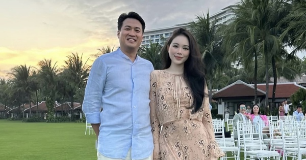 Vợ chồng Linh Rin toát lên khí chất hào môn trong bữa tiệc trên biển