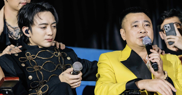 NSND Tự Long khóc khi nói về Soobin Hoàng Sơn