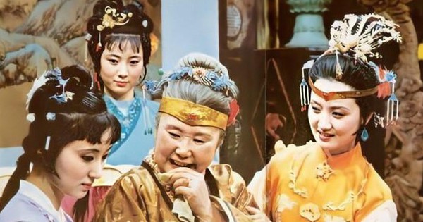 4 câu thoại trong “Hồng Lâu Mộng” lột trần bản chất con người, câu nào cũng thực tế đến nhói lòng