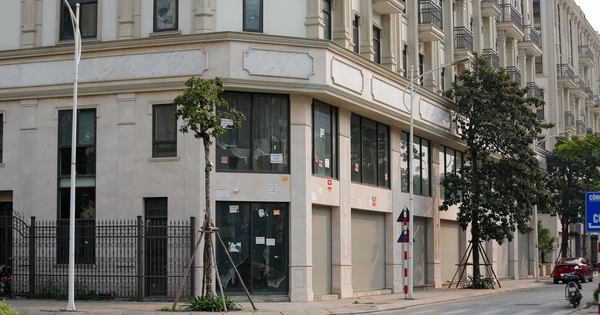 Nghịch lý cư dân đông nhưng shophouse vẫn ế ở Thủ Đô: Nơi giá thuê đến một triệu đồng/m2, nơi bắt thuê cả dãy