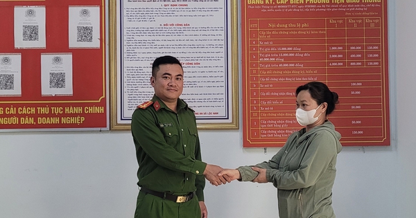 Người phụ nữ Lâm Đồng nhận 17,5 triệu đồng từ 1 tài khoản lạ, nghi ngờ lừa đảo nên vội báo công an: Hóa ra người chuyển khoản nhầm ở cùng xã