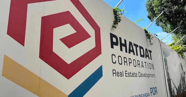 Phát Đạt (PDR) bị phạt gần nửa tỷ đồng vì hàng loạt vi phạm trong công bố thông tin và sử dụng vốn trái phiếu
