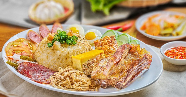 Người Việt có 3 kiểu ăn cơm độc hại cần bỏ ngay kẻo nuôi lớn ung thư mỗi ngày