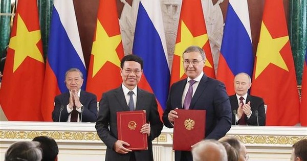 Tập đoàn năng lượng nguyên tử Nga Rosatom muốn cung cấp lò phản ứng hạt nhân VVER-1200 cho Việt Nam