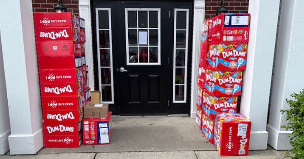 Cậu bé 8 tuổi làm một việc khiến tài khoản của mẹ "bốc hơi" hơn 100 triệu đồng